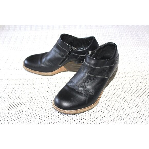 Dr. Martens Chloe Wedge women Bootie Size 7 Slip on Zip Closure - Picture 2 of 12